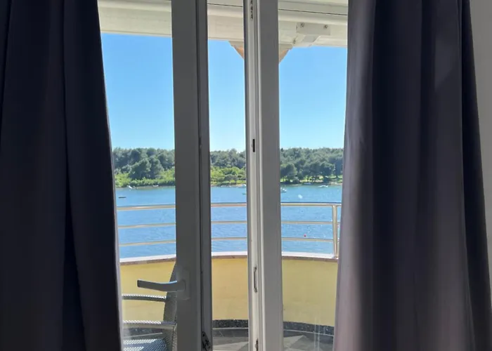 - Romeo - Direkt Am Apartment Medulin