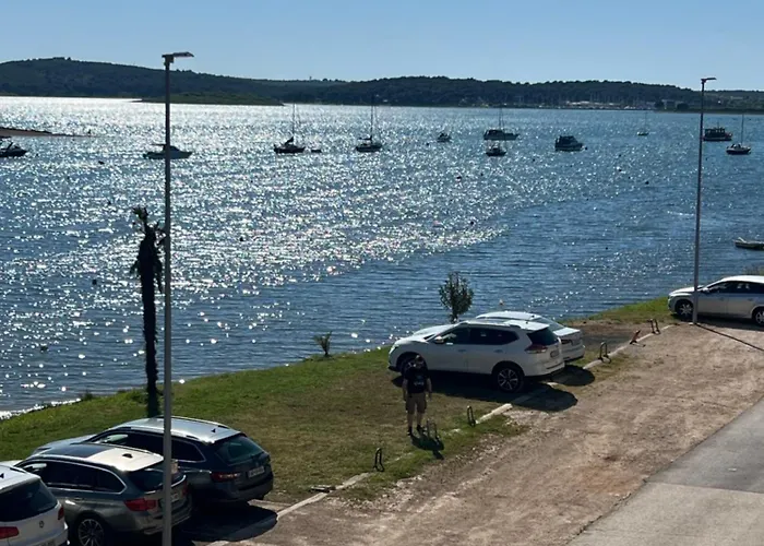 - Romeo - Direkt Am דירה מדולין